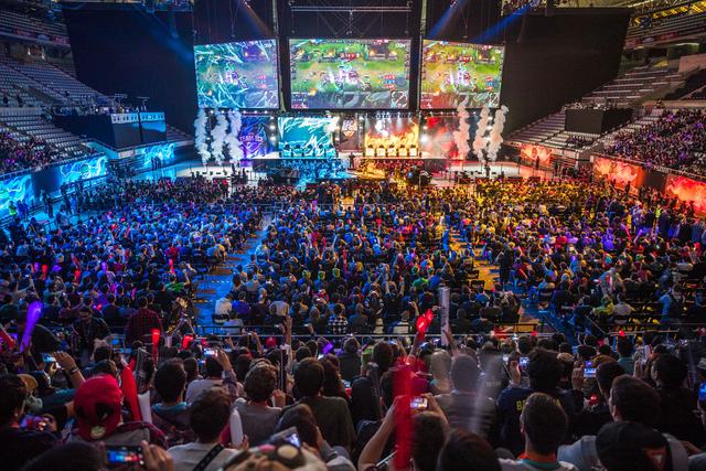 Mouz 和 Falcons 从半决赛开始 IEM 成都 2025 的季后赛